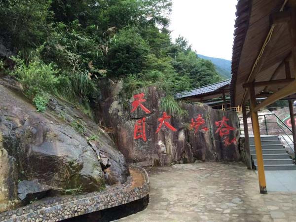 夫妻一方死亡后另一方買的房是誰的？深圳婚姻家事律師來回答